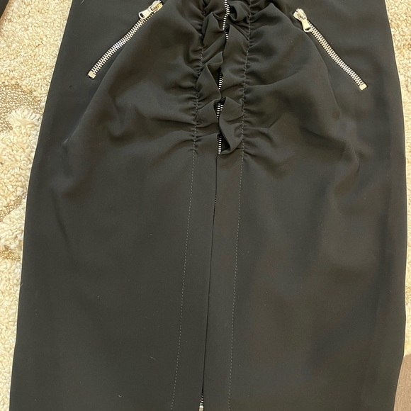 Like new Moschino suit - Picture 2 of 3